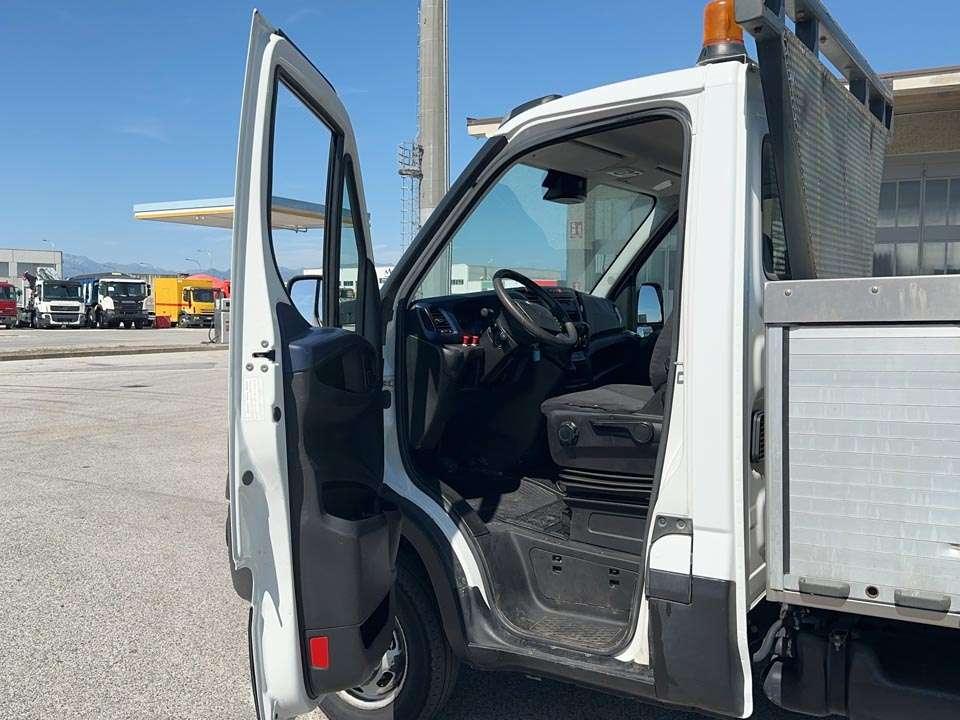 Iveco Daily 35-150 4x2 Foto 14
