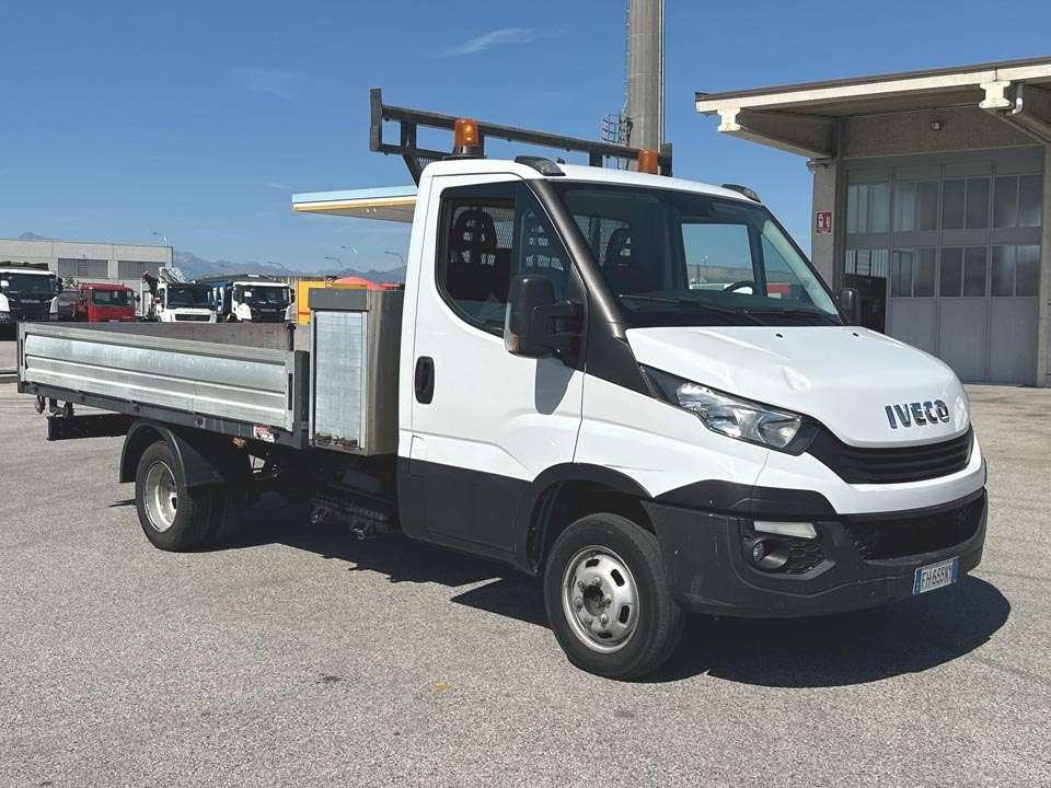 Iveco Daily 35-150 4x2 Foto 18