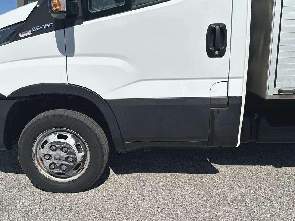 Iveco Daily 35-150 4x2 Foto 9