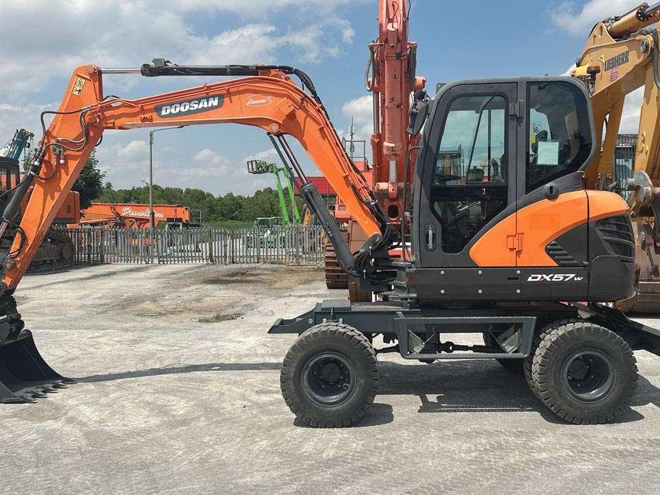Doosan DX57W-5 Foto 2