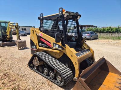Caterpillar 247B vendida por Omeco Spa