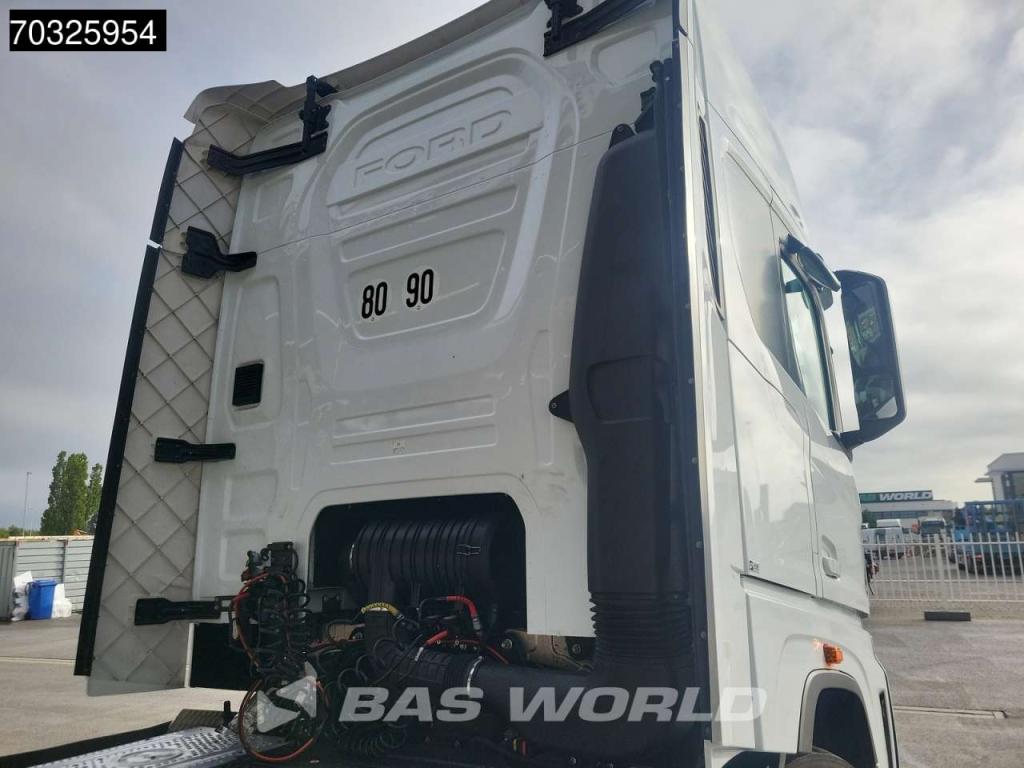 Ford F-Max 500 4X2 Retarder 2xTanks ACC Navi Standklima Foto 11