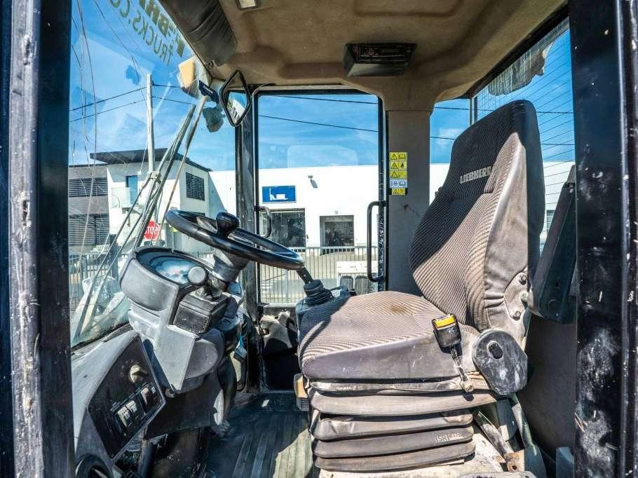Caterpillar CAT 924G // GODET 3m3 Foto 13