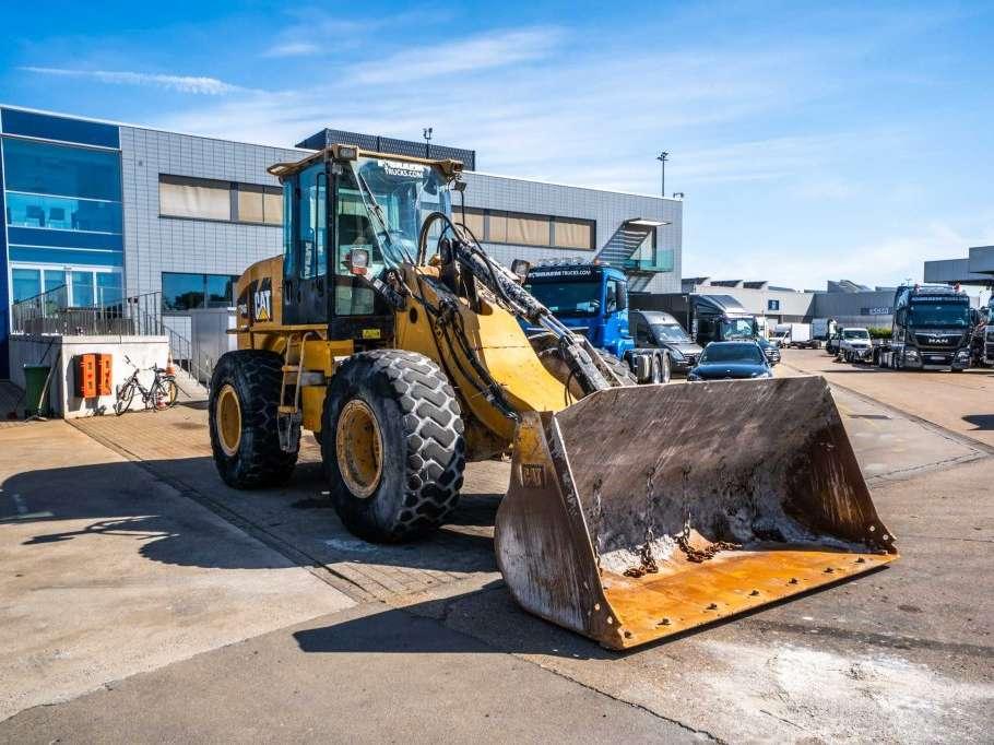 Caterpillar CAT 924G // GODET 3m3 Foto 2