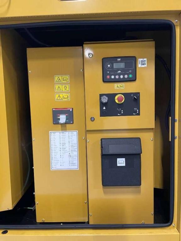 Caterpillar DE550E0 - C15 - 550 kVA Generator - DPX-18027 Foto 8