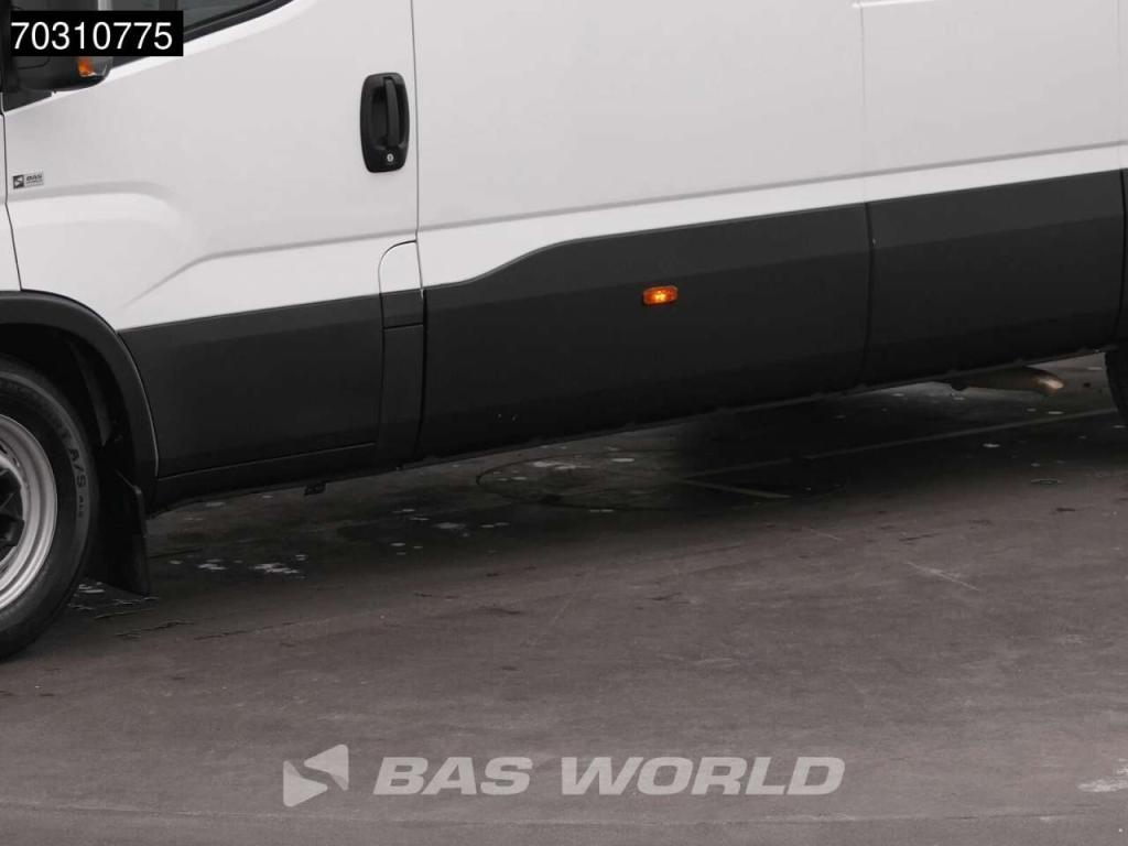 Iveco Daily 35S16 Automaat L3H2 3,5t Trekgewicht Airco Camera Parkeersensoren Euro6 L3 Airco Foto 27