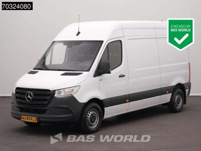 Mercedes-Benz Sprinter 315 CDI Automaat L2H2 150PK Airco Camera MBUX CarPlay Euro6 L2 A/C vendida por BAS World B.V.