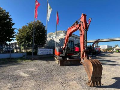 Kubota KX080-4A vendida por TECNOMACCHINE Srl