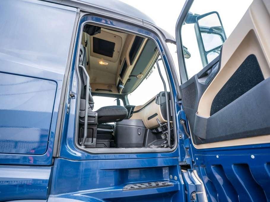 Mercedes-Benz ACTROS 1846+ADR Foto 15