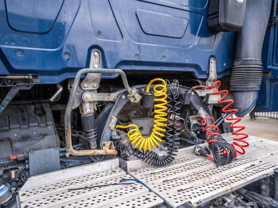 Mercedes-Benz ACTROS 1846+ADR Foto 8