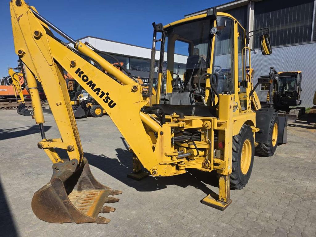 Komatsu WB 70 A Foto 10