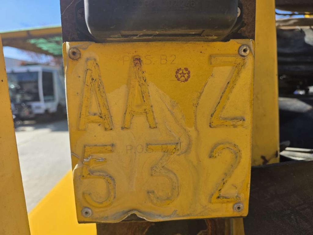 Komatsu WB 70 A Foto 21