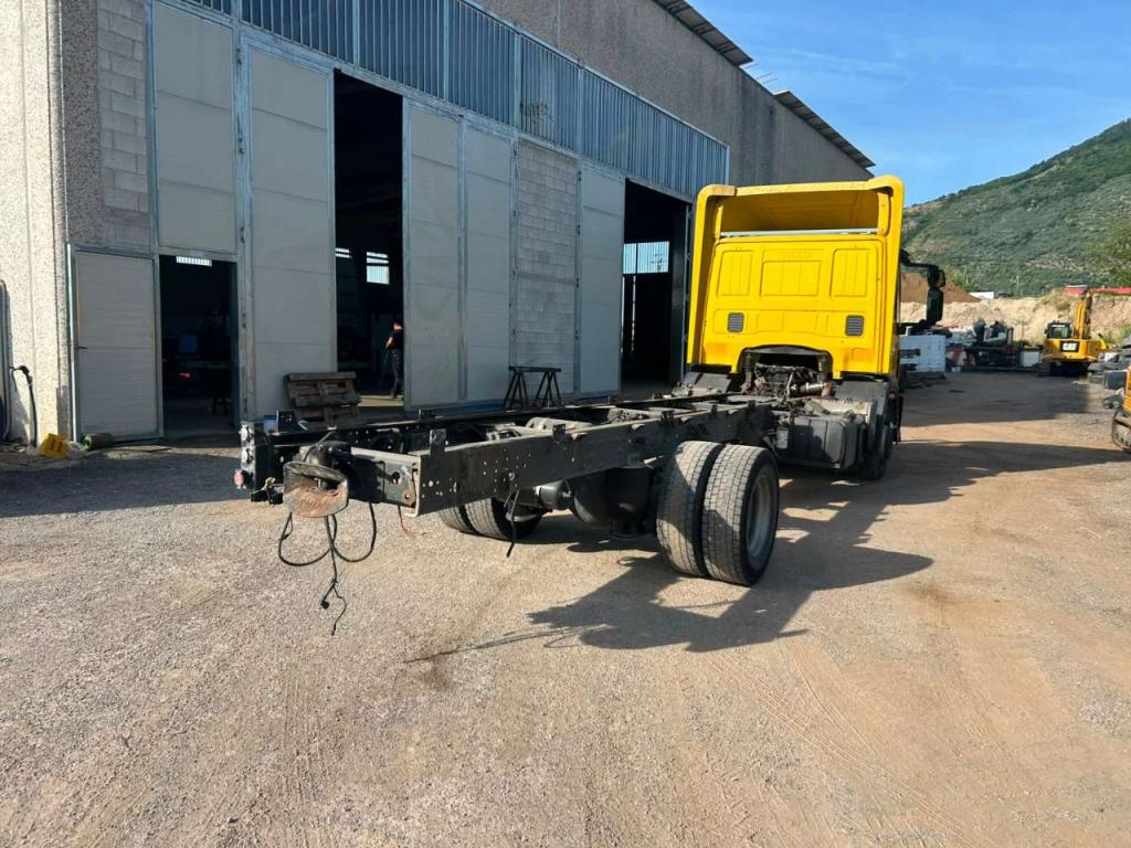 Iveco EUROCARGO CUBE 120E28P Foto 11