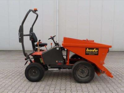 Ausa D150RM vendida por Bove Verhuur & Verkoop