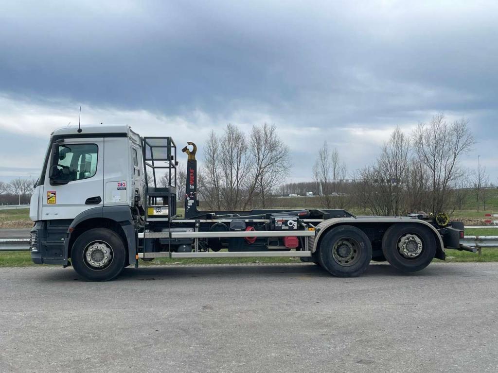 MercedesBenz 2543 Foto 2