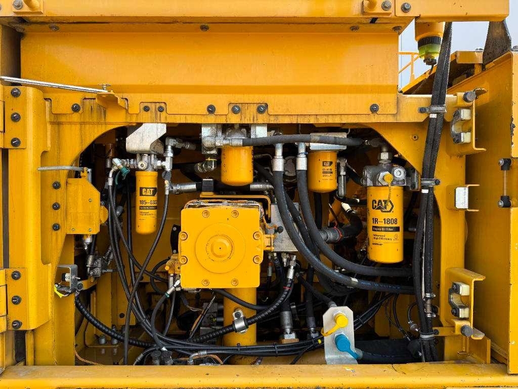 Caterpillar 374FL - Automatic Greasing / Top Condition Foto 29