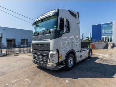Volvo FH 500 + INTARDER + HYDR. vendida por Braem NV