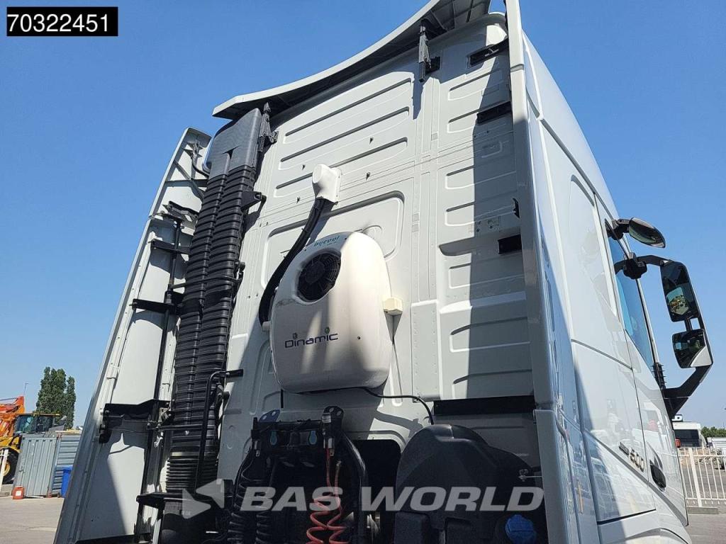Volvo FH 500 FH 4X2 XL Retarder 2x Tanks Standklima Foto 12