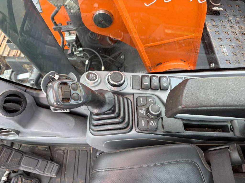 Doosan DX140LCR-7 Foto 28