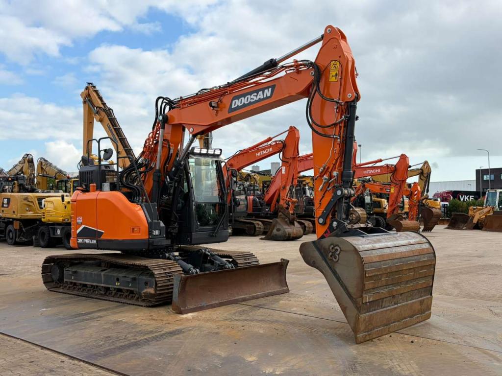 Doosan DX140LCR-7 Foto 7