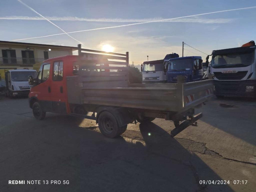 Iveco DAILY 35C13 Foto 28