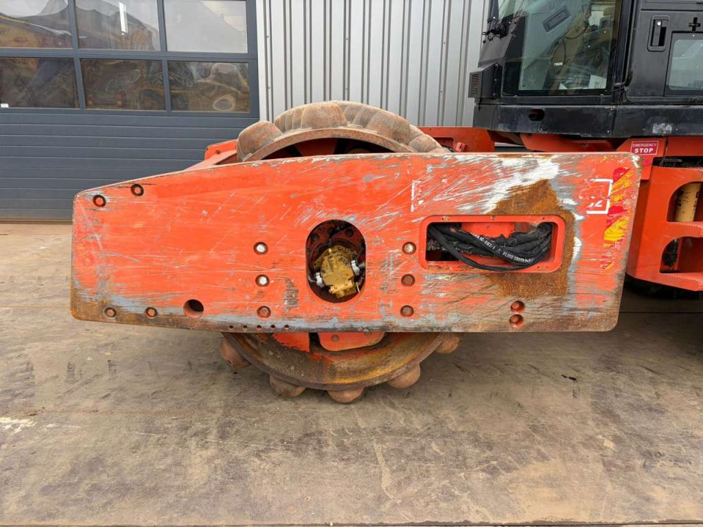 Caterpillar CP74 Foto 10