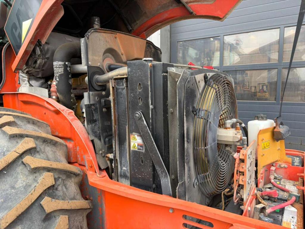Caterpillar CP74 Foto 24
