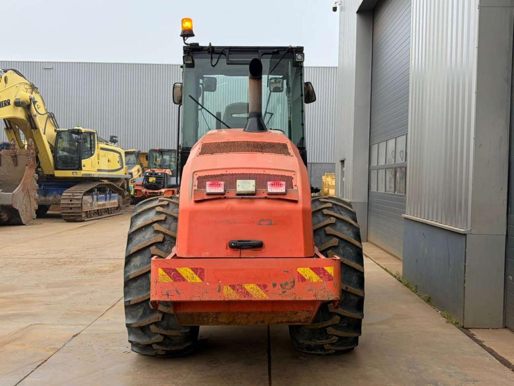 Caterpillar CP74 Foto 4