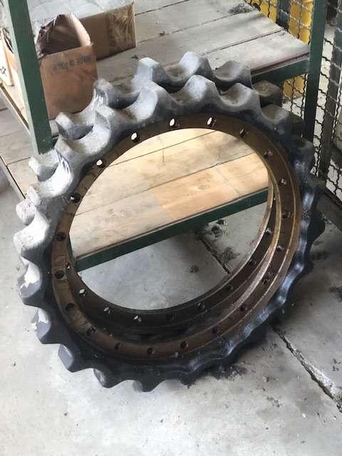 207-27-61210 Rueda motriz para Komatsu PC340-6 Foto 1