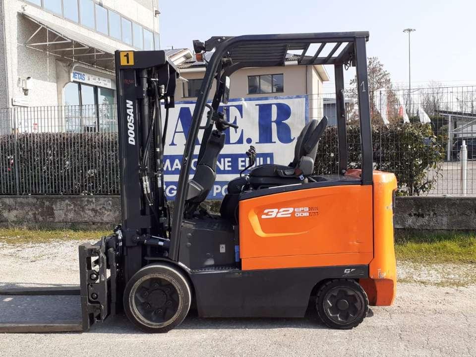 Doosan BC 32 S-7 Foto 2