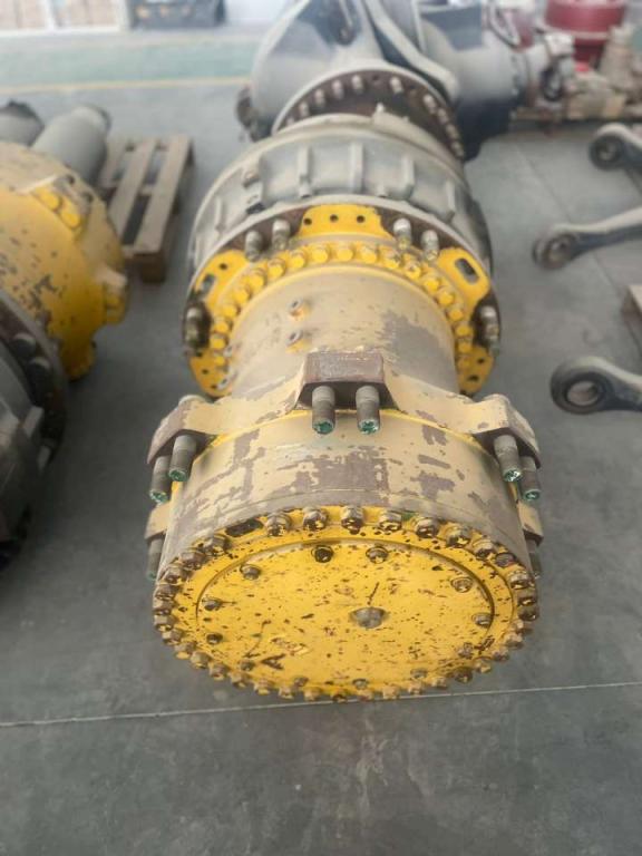 Komatsu HD465-7 Foto 10
