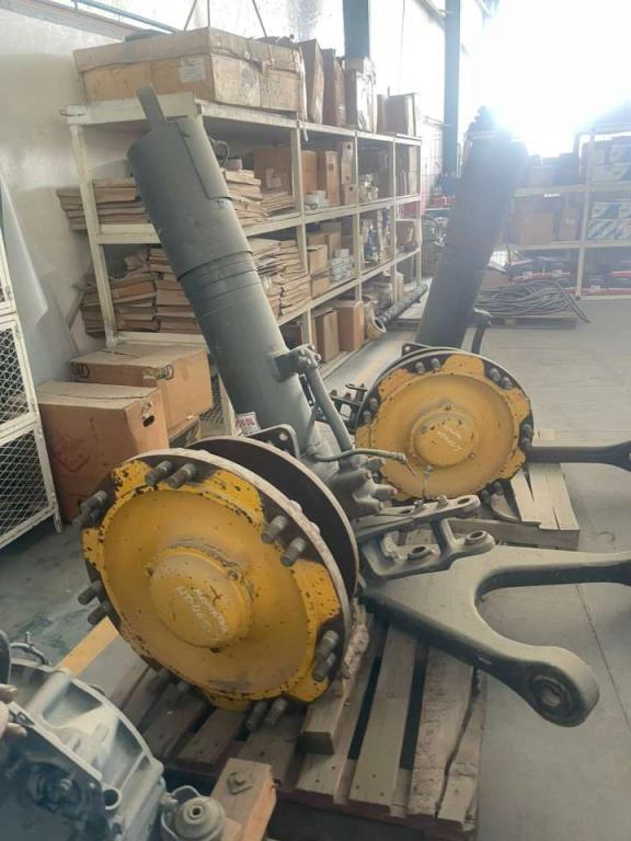 Komatsu HD465-7 Foto 11