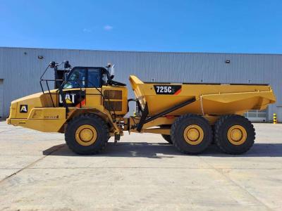Caterpillar 725C2 Foto 1