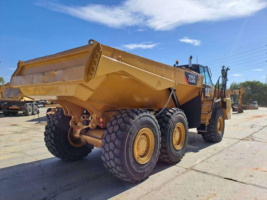 Caterpillar 725C2 Foto 6