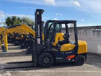 Liugong CLG2035H vendida por Massucco T. Srl