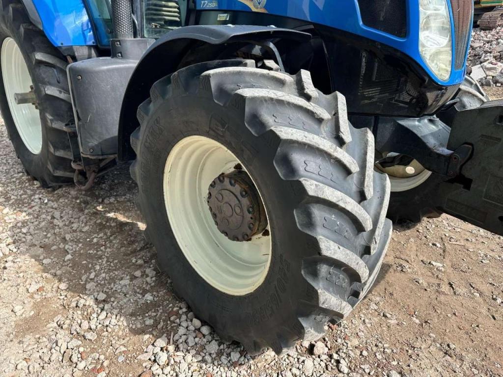 New Holland T7.250 Power Command Foto 10