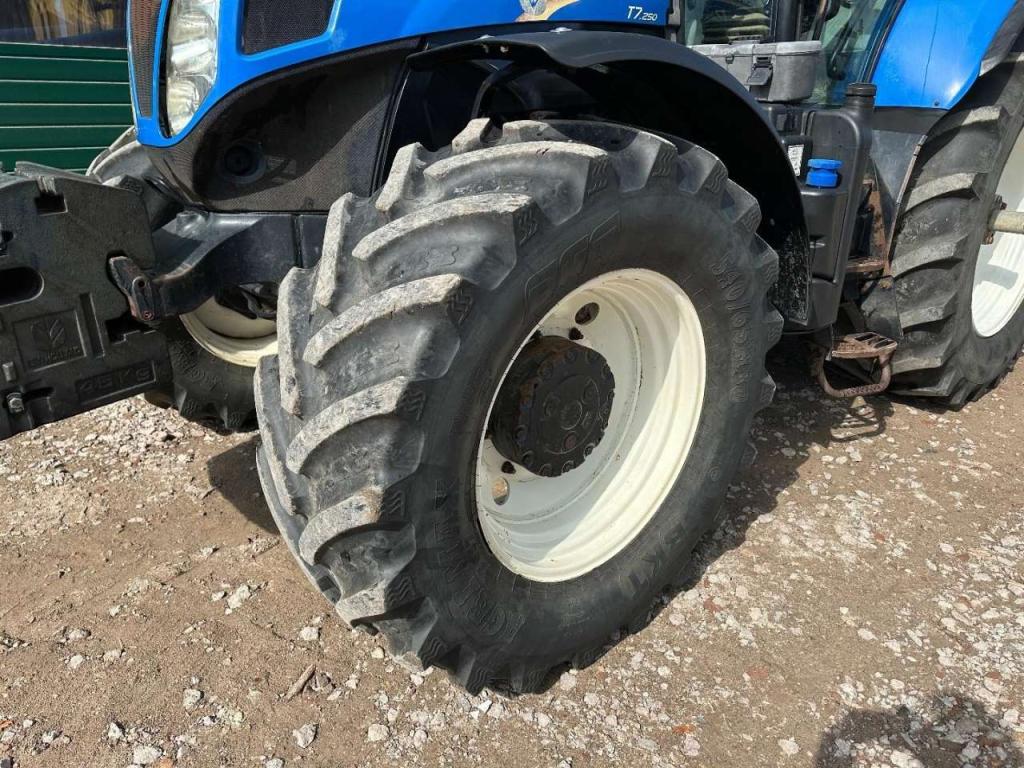 New Holland T7.250 Power Command Foto 9