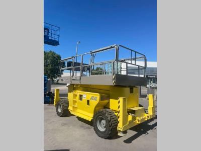 JLG 4394RT vendida por Centro Usato Srl
