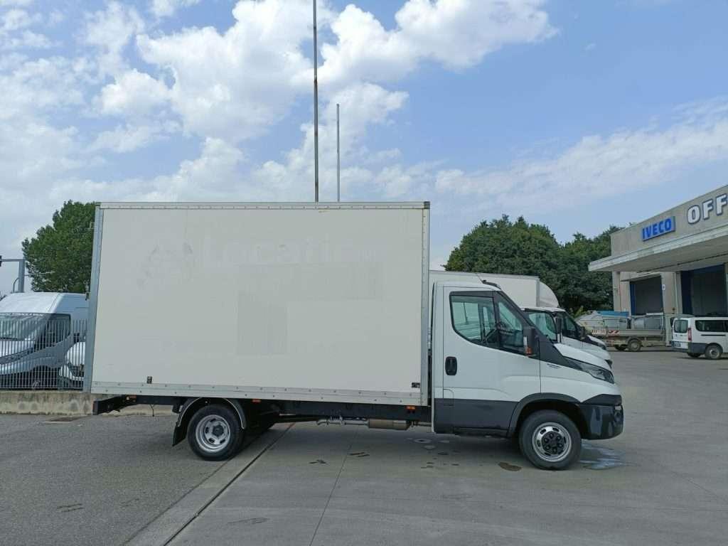 Iveco Daily Foto 3