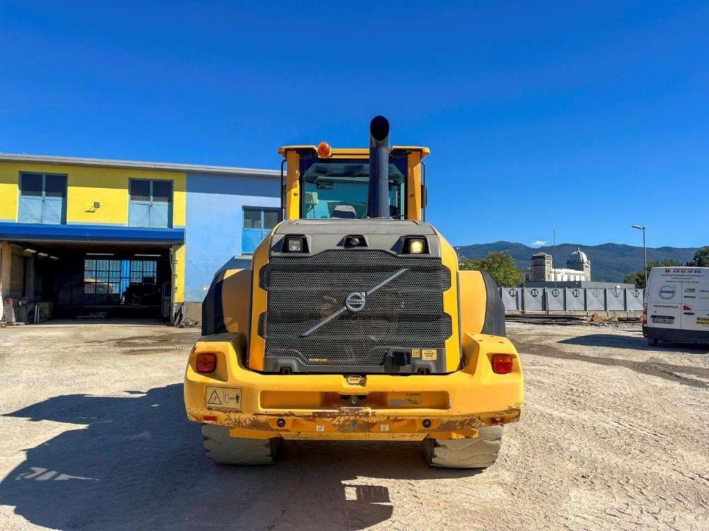 Volvo L120G Foto 5
