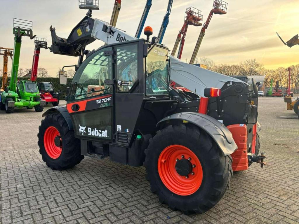Bobcat TL38-70HF Foto 1