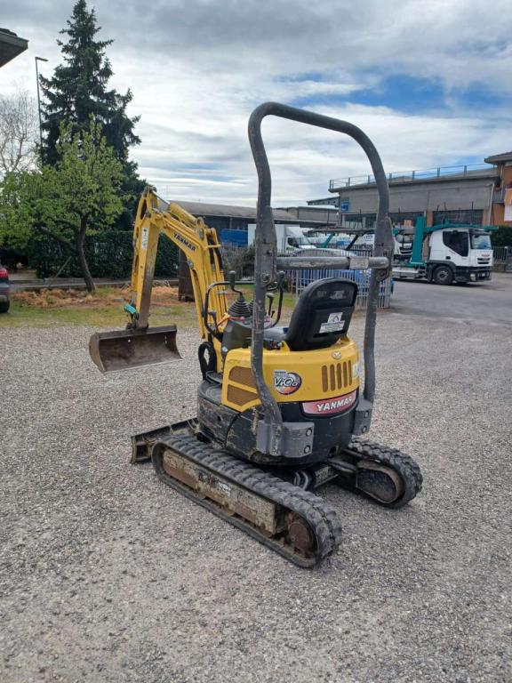 Yanmar ViO10 Foto 2