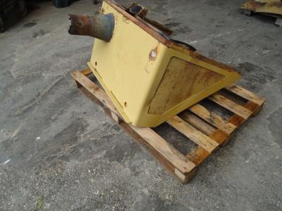 Capó y panel de carrocería para Fiat Allis FL10E vendida por OLM 90 Srl
