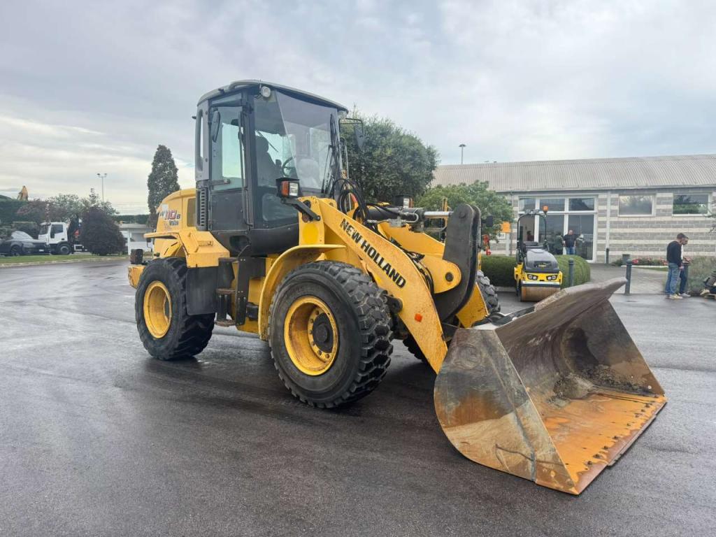 New Holland W 110 Foto 1