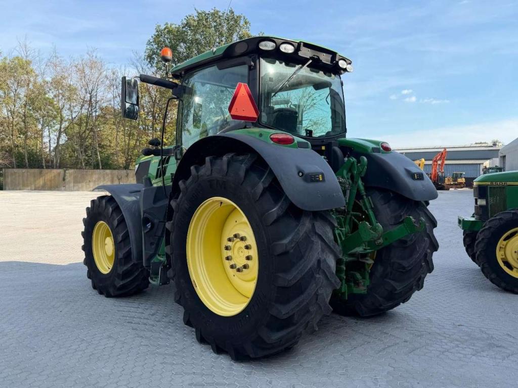 John Deere 6175R Foto 5