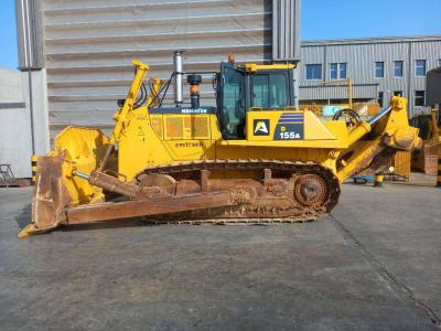 Komatsu D155A-6R (4pcs available for sale in Abu Dhabi) vendida por Aertssen Trading