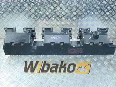 Komatsu SA6D125E-3 vendida por Wibako
