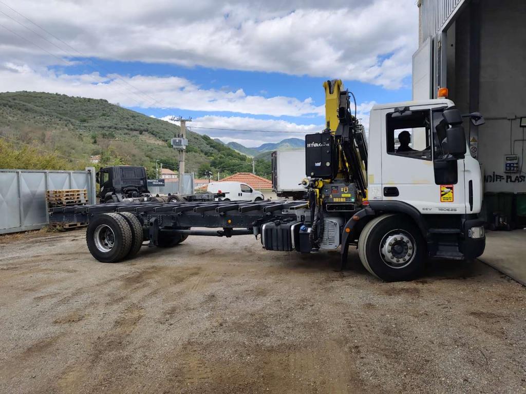 Iveco EUROCARGO 180E25K Foto 27