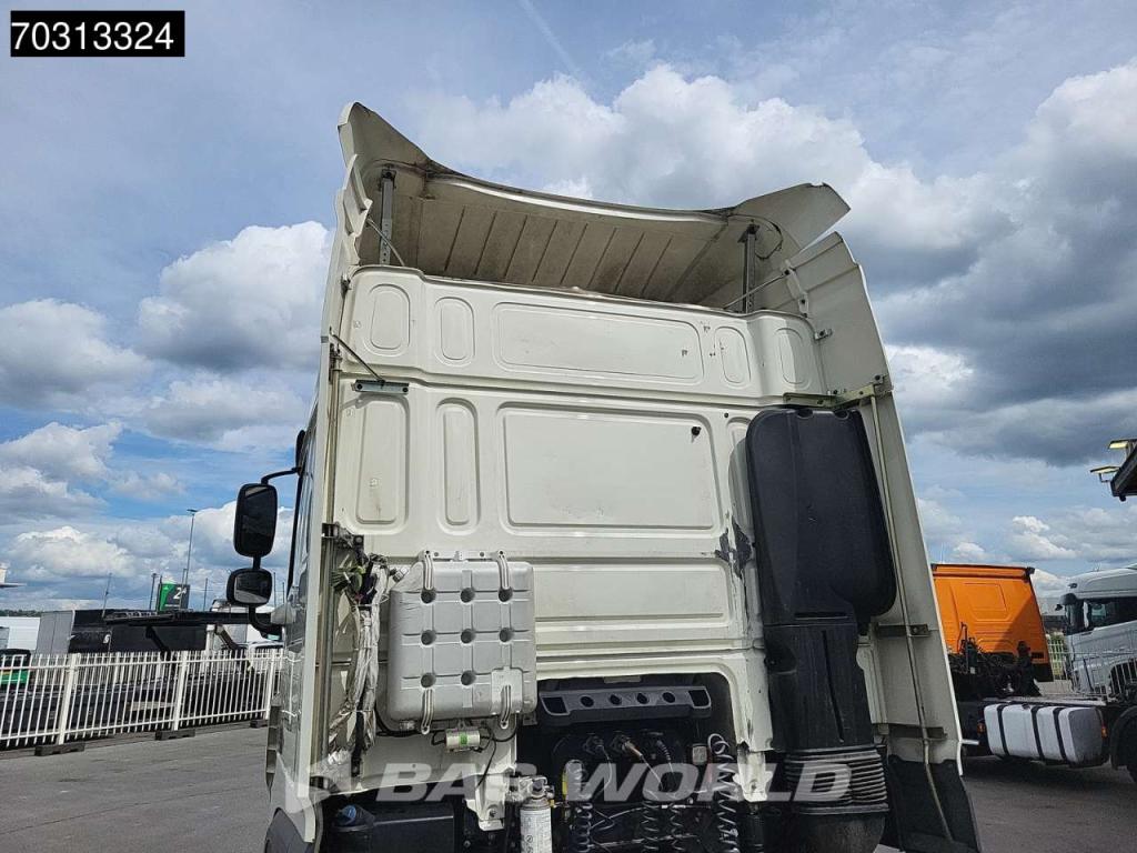 Daf XF 480 4X2 2x Tanks Mega Standklima Foto 12