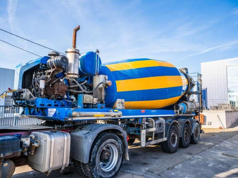De Buf BETON MIXER/MISCHER/MALAXEUR-12M3-2020-MOTOR/MOTEUR Foto 1